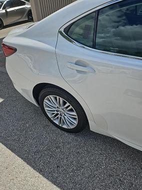 2017 Lexus ES 350 Base