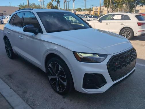 2024 Audi SQ5 3.0T Premium Plus