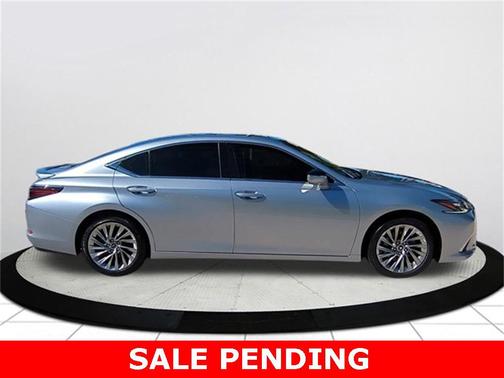 2023 Lexus ES 350 Ultra Luxury