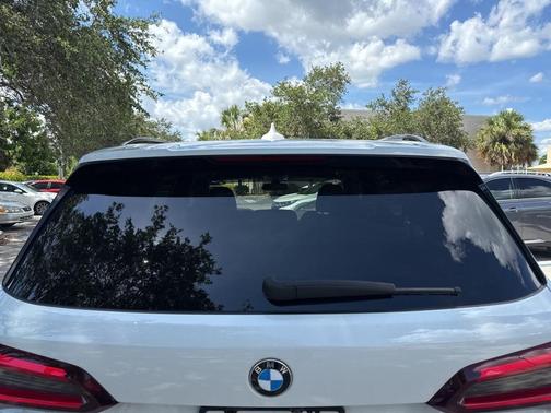 2023 BMW X5 sDrive40i