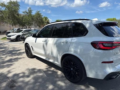 2023 BMW X5 sDrive40i