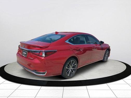 2024 Lexus ES 300h 300H