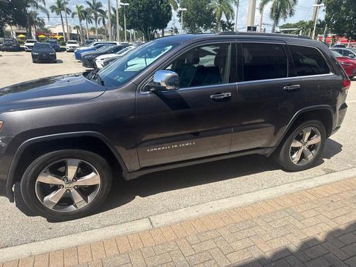 Granite Crystal Metallic Clearcoat 2016 Jeep Grand Cherokee Limited
