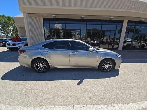 2018 Lexus ES 350 Base