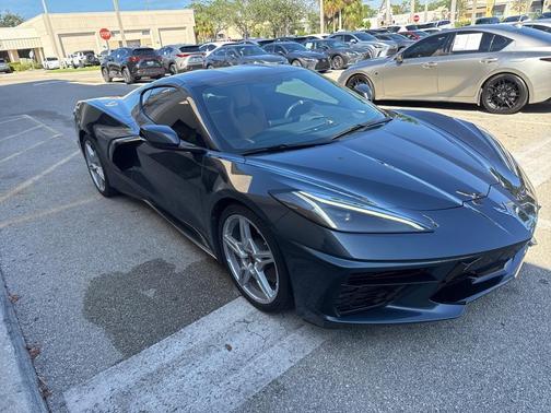 2021 Chevrolet Corvette Stingray w/2LT