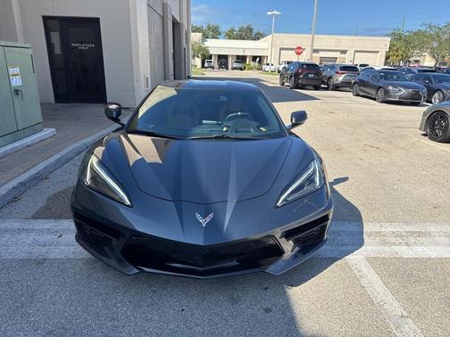 2021 Chevrolet Corvette Stingray w/2LT