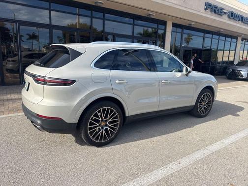 Beige 2021 Porsche Cayenne Cayenne