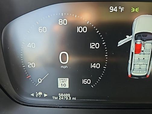 2020 Volvo XC90 T6 Momentum 7 Passenger
