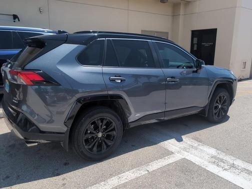 2024 Toyota RAV4 Hybrid XSE