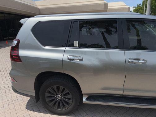 Atomic Silver 2020 Lexus GX 460 Premium