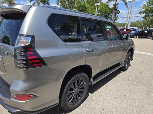2023 Lexus GX 460 Base