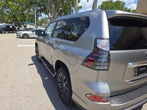 2023 Lexus GX 460 Base