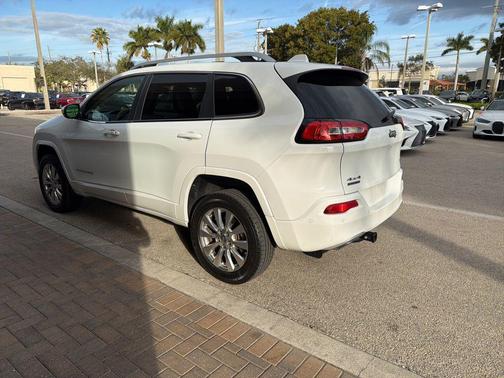 2017 Jeep Cherokee Overland