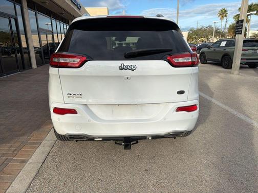 2017 Jeep Cherokee Overland