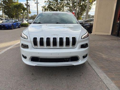 2017 Jeep Cherokee Overland
