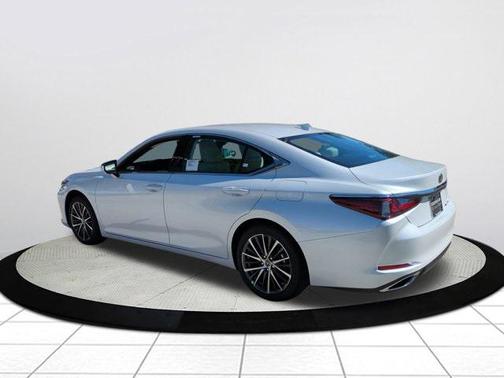2025 Lexus ES 350 Base