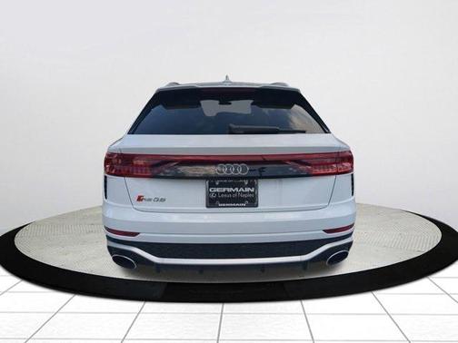 2024 Audi RS Q8 4.0T