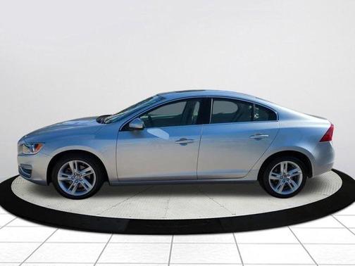 2015 Volvo S60 T5 Premier Plus
