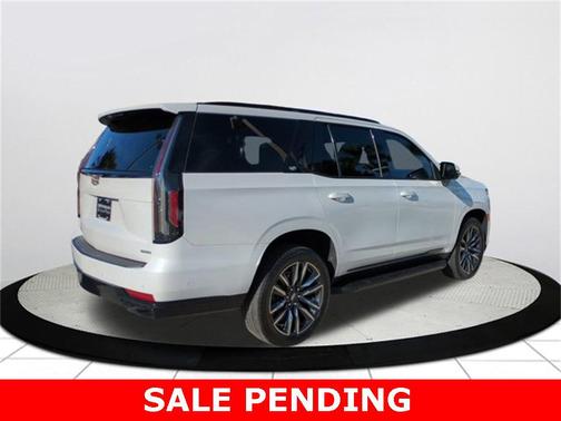 2022 Cadillac Escalade Sport