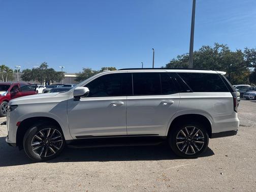 2022 Cadillac Escalade Sport