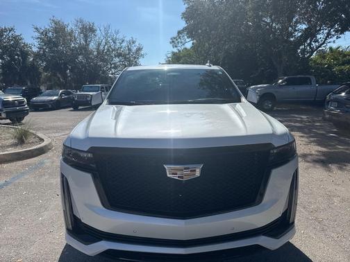 2022 Cadillac Escalade Sport