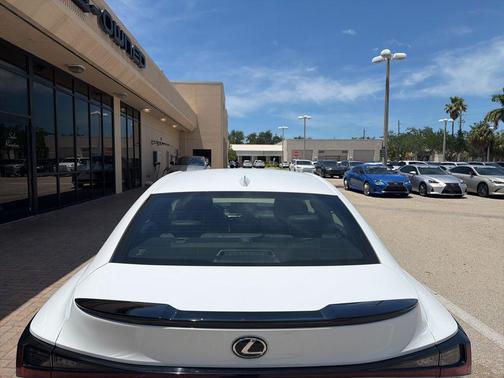Ultra White 2021 Lexus IS 350 Base