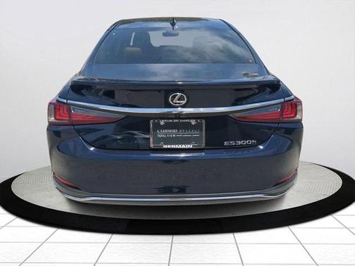 2024 Lexus ES 300h 300H
