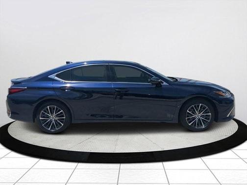 2024 Lexus ES 300h 300H
