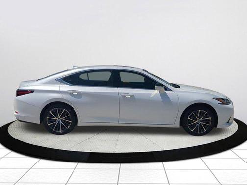 2025 Lexus ES 350 350
