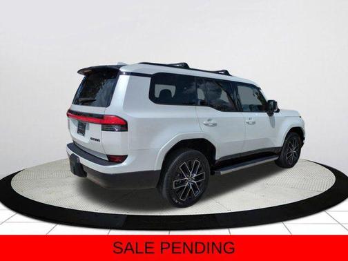 Eminent White Pearl 2024 Lexus GX 550 Premium+