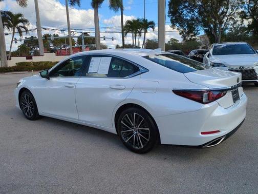 2024 Lexus ES 350 Base