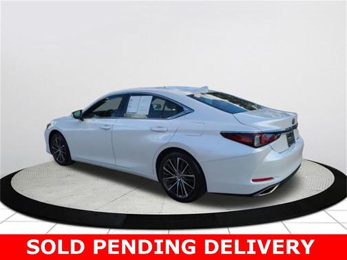 2024 Lexus ES 350 Base