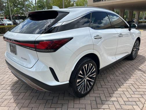 Eminent White Pearl 2025 Lexus RX 350 Premium Plus