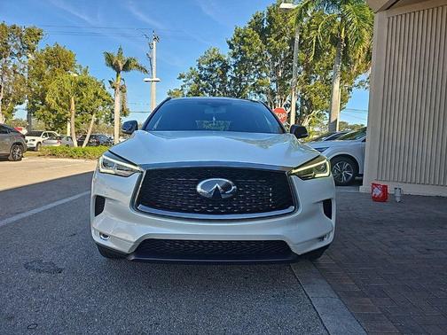 2021 INFINITI QX50 LUXE