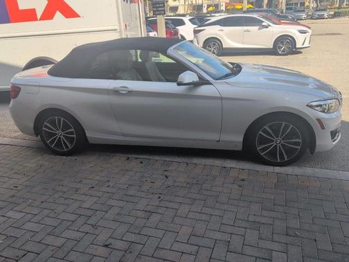 White Metallic 2018 BMW 230 230i