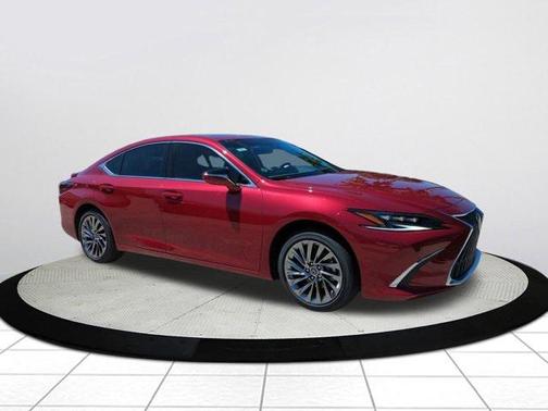 2025 Lexus ES 300h Ultra Luxury