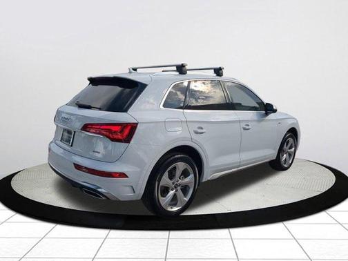 2023 Audi Q5 45 S line Premium Plus