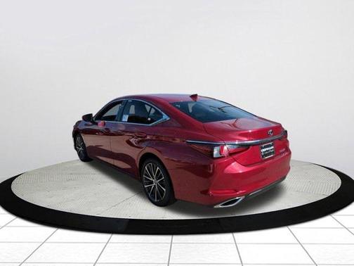 2025 Lexus ES 350 Base