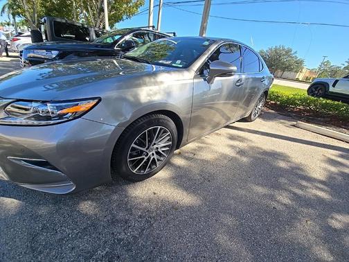 2018 Lexus ES 350 Base