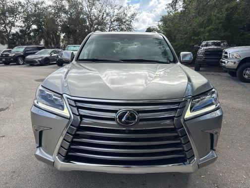 2021 Lexus LX 570 Three-Row