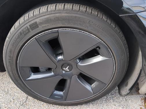 2023 Tesla Model 3 Long Range