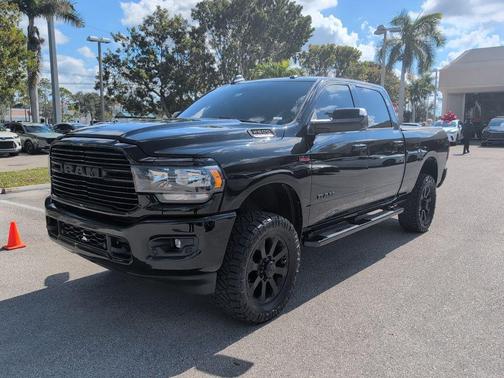 2020 RAM 2500 Big Horn Crew Cab 4X4 6'4' Box