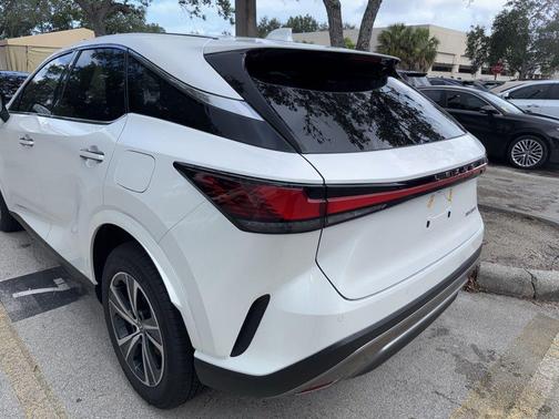 Eminent White Pearl 2025 Lexus RX 350 Base