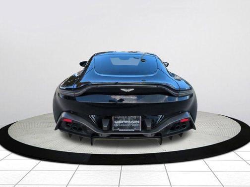 2021 Aston Martin Vantage Base