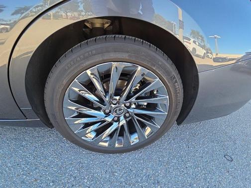 2024 Lexus ES 350 Luxury