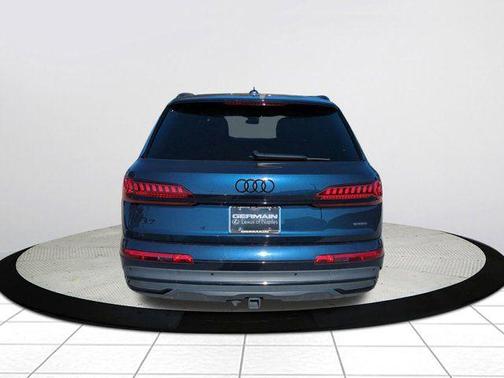 2023 Audi Q7 45 Premium Plus