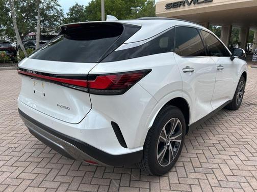 Eminent White Pearl 2025 Lexus RX 350 Premium