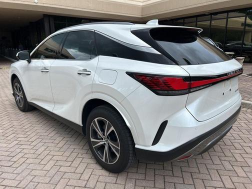 Eminent White Pearl 2025 Lexus RX 350 Premium