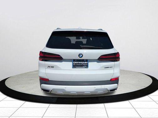 Alpine White 2024 BMW X5 sDrive40i