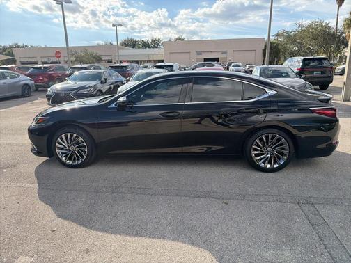 2022 Lexus ES 350 Ultra Luxury